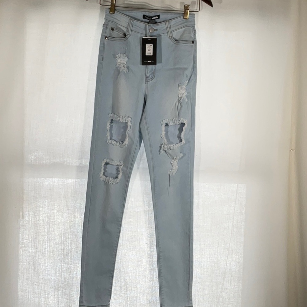 FashionNova Nova Light Blue Distressed High Rise Jeans-Size 7